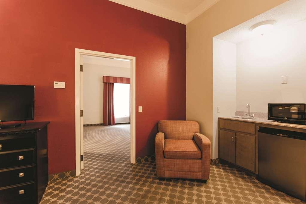 La Quinta By Wyndham Pcb Coastal Palms Hotel Upper Grand Lagoon Phòng bức ảnh