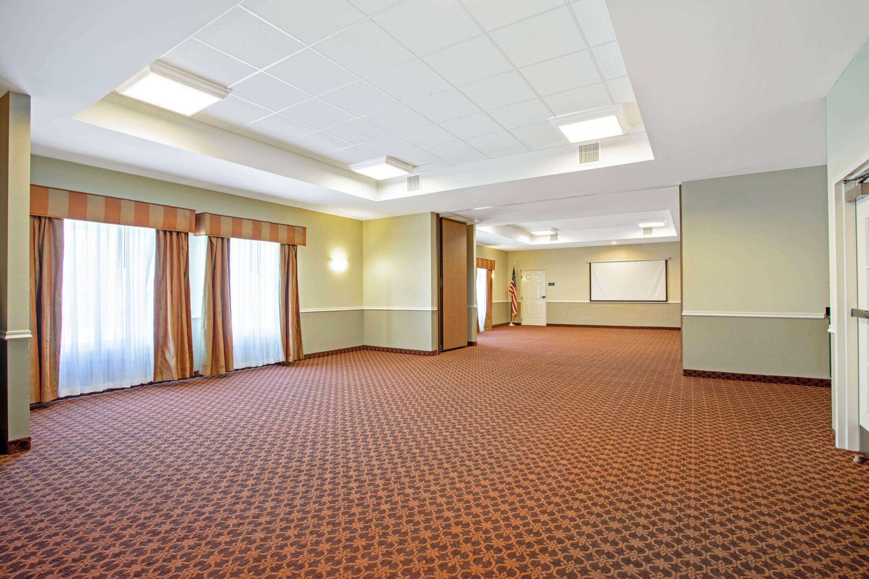 La Quinta By Wyndham Pcb Coastal Palms Hotel Upper Grand Lagoon Ngoại thất bức ảnh