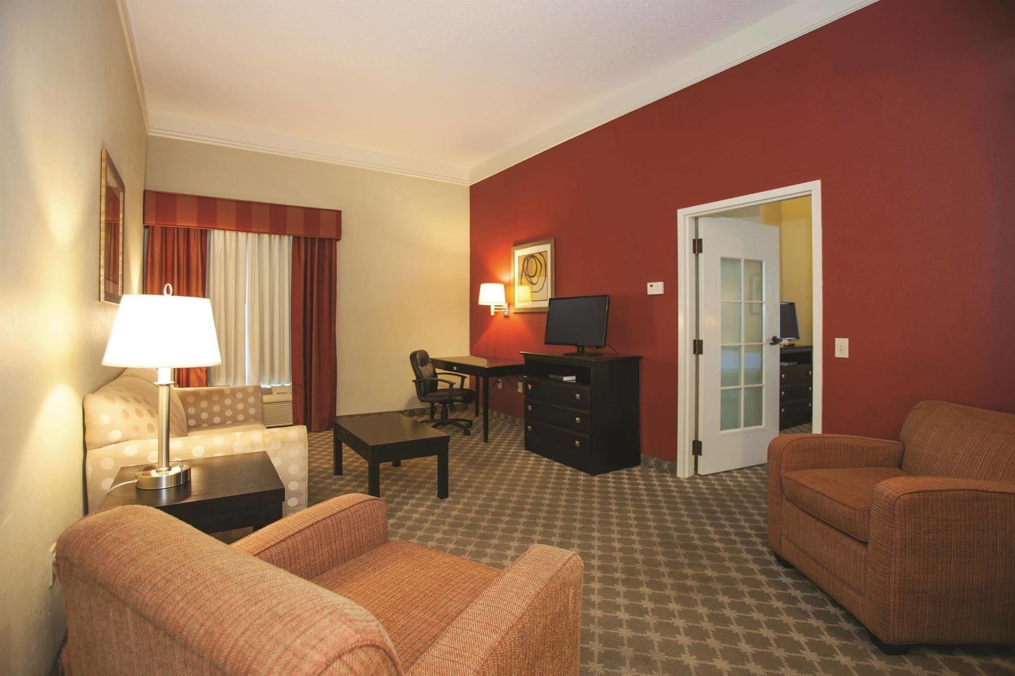 La Quinta By Wyndham Pcb Coastal Palms Hotel Upper Grand Lagoon Ngoại thất bức ảnh