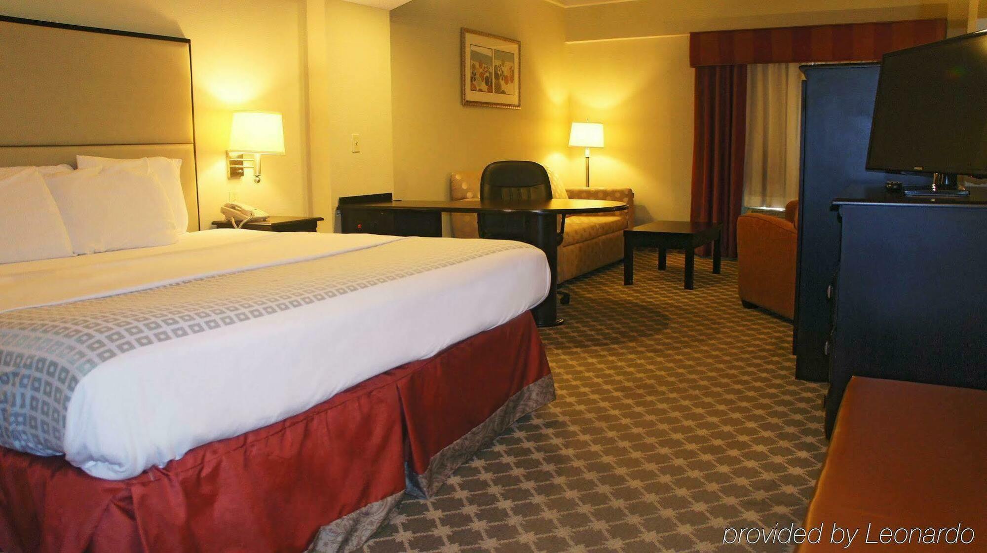 La Quinta By Wyndham Pcb Coastal Palms Hotel Upper Grand Lagoon Ngoại thất bức ảnh